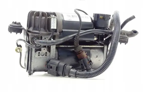 Audi A8 S8 D3 4E Air suspension compressor/pump 4E0616005K