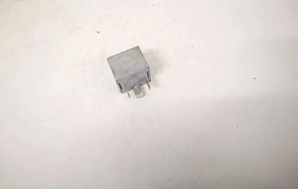 Skoda Octavia Mk2 (1Z) Other relay 141951253b 20240072