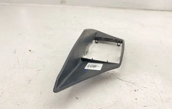 BMW 2 F44 Front bumper mounting bracket 9481589 51129481589
