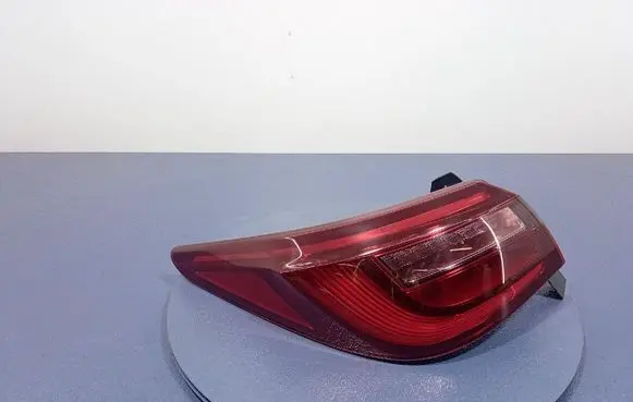 Infiniti Q50 Rear/tail lights 