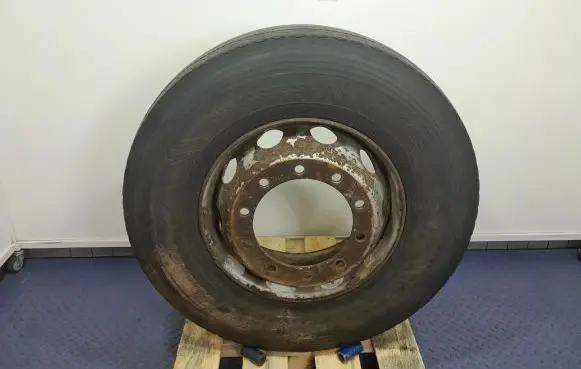 AC 428 R17 steel rim 