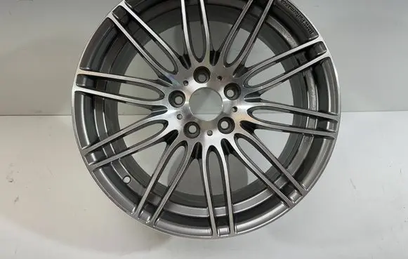 BMW 3 E90 E91 R19 alloy rim 6781046