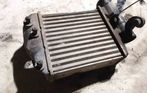 Audi A6 S6 C6 4F Intercooler radiator