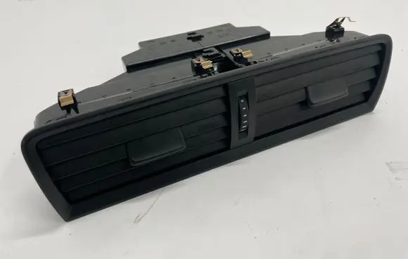 Skoda Fabia Mk3 (NJ) Dash center air vent grill 6V0820951