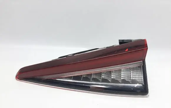Skoda Enyaq iV Tailgate rear/tail lights 5LG945308