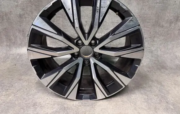 Volvo XC60 R19 alloy rim 