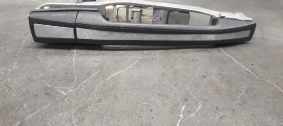 Mercedes-Benz S W126 Rear door exterior handle klamkla