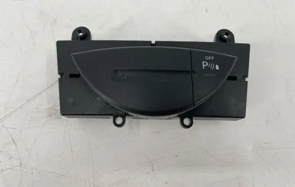 Mercedes-Benz E W211 Parking (PDC) sensor switch 2118216958
