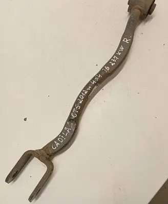 Cadillac CTS Rear control arm