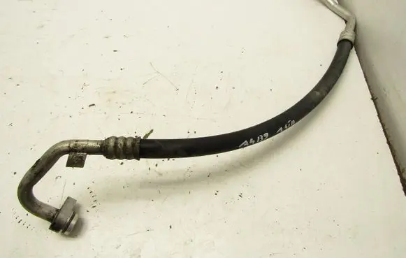 Audi A4 S4 B9 Air conditioning (A/C) pipe/hose 8W0816743L