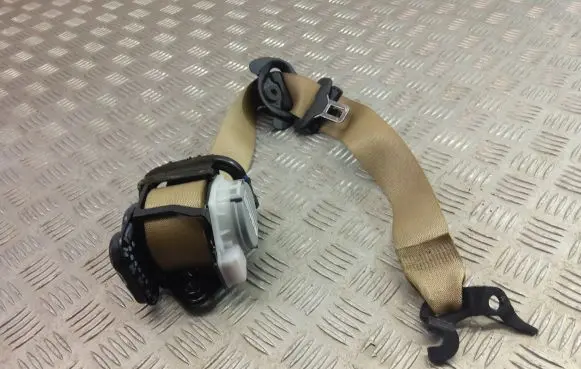 BMW X3 F25 Front seatbelt 7367254