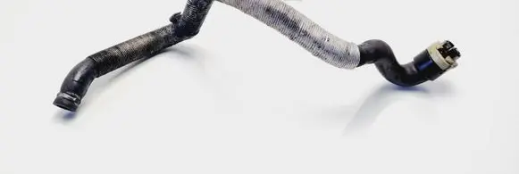 Opel Zafira A Engine coolant pipe/hose 24437334