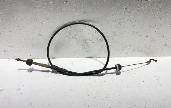 Volkswagen Jetta II Throttle cable 171721555T