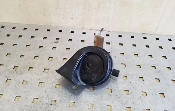 BMW X3 E83 Horn signal 024148 E9703881157