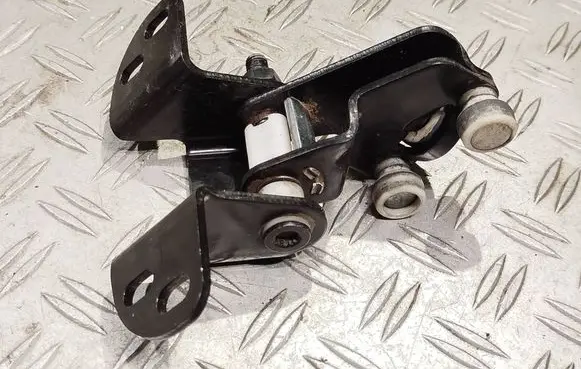 Man TGE 1gen Sliding door upper roller guide/hinge 7C0843304