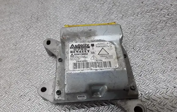 Renault Laguna II Airbag control unit/module 601958800 8200138952