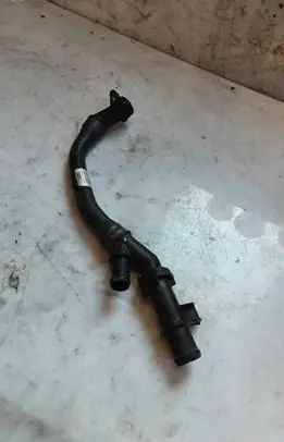 Audi Q7 4M Engine coolant pipe/hose 059121075GC