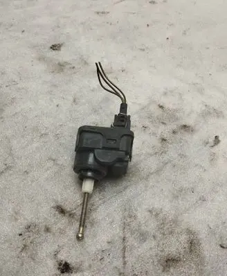 Audi A6 S6 C4 4A Headlight level adjustment motor 4A0941295