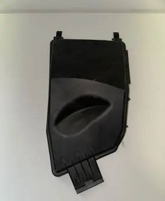 Mercedes-Benz C W203 Fuse box cover 2035451403