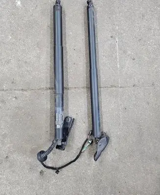 Opel Astra K Tailgate strut 39089337 815374475