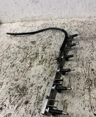 BMW 3 E90 E91 Fuel injectors set 7542070