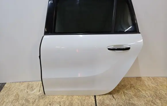 Citroen C4 Grand Picasso Rear door 