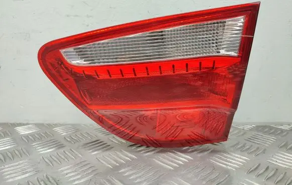 Seat Exeo (3R) Tailgate rear/tail lights 3R9945094
