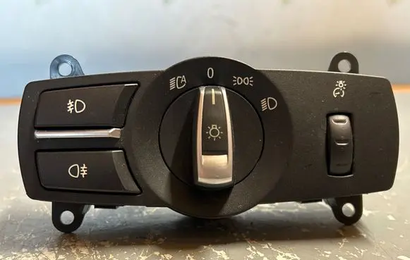 BMW 5 F10 F11 Light switch 9192744 3392020102 012000117821003
