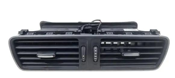 Volkswagen PASSAT B7 Dash center air vent grill 3AB819728A