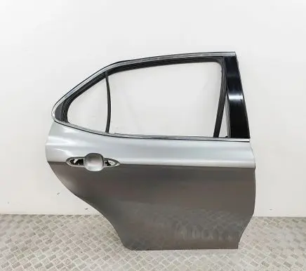 Toyota Camry VIII XV70 Rear door 6700333270