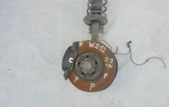 Mercedes-Benz E W212 Front wheel hub spindle knuckle