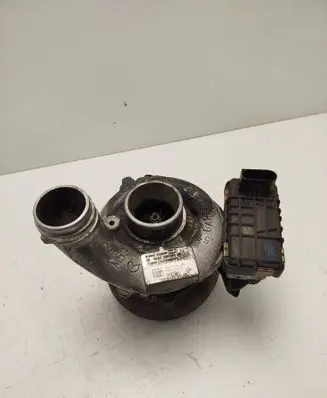 Mercedes-Benz CLS C219 Turbo A6420900280 11006507F 7576080001