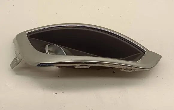 Chrysler Pacifica Front fog light trim/grill 68229006AA 65620K F4995