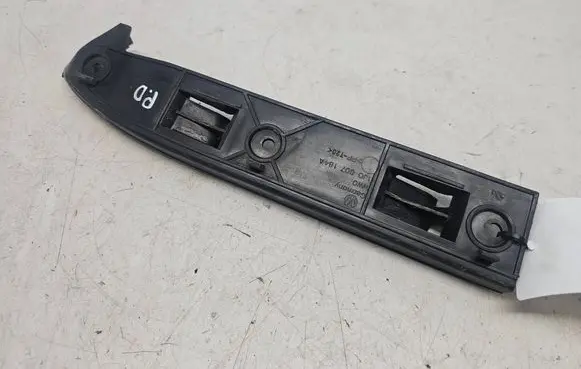 Volkswagen Golf IV Front bumper mounting bracket 1J0807184A