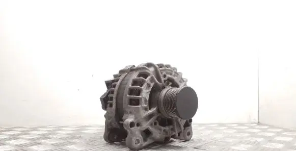 Audi A4 S4 B8 8K Generator/alternator 03L903017E