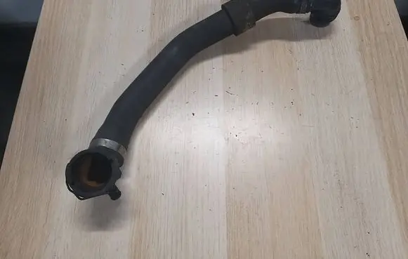 Audi A3 S3 8V Engine coolant pipe/hose 5Q0122101CN