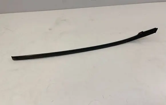 Lexus IS 220D-250-350 Windshield trim 