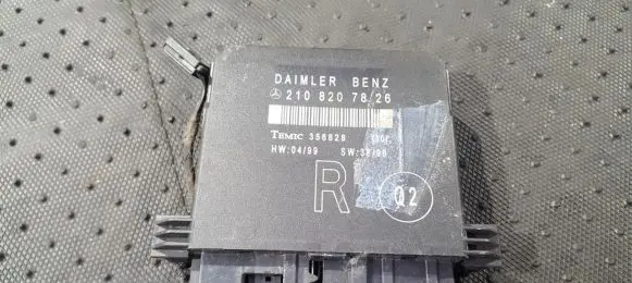 Mercedes-Benz E W210 Other control units/modules 2108207826