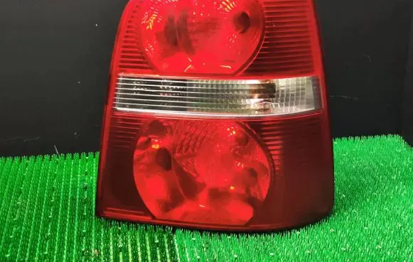 Volkswagen Touran I Rear/tail lights 1T0945096G 1T0945112E