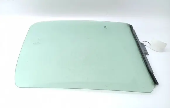 Renault Master II Front door window/glass (coupe)