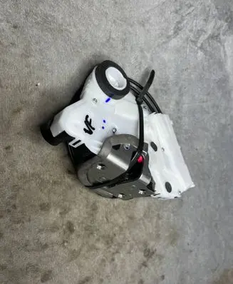 Subaru XV I Rear glass lock/latch C26 61032FJ072