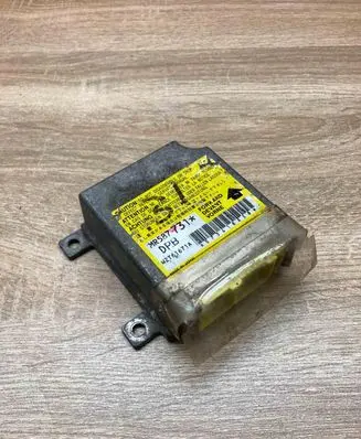 Mitsubishi Outlander Airbag control unit/module MR587731