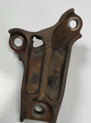 Honda Prelude Engine mounting bracket