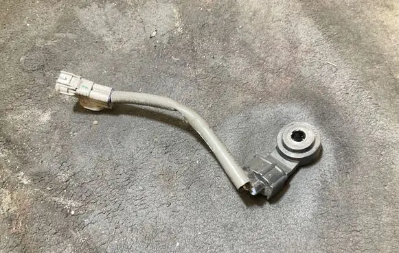 Detonation knock sensor