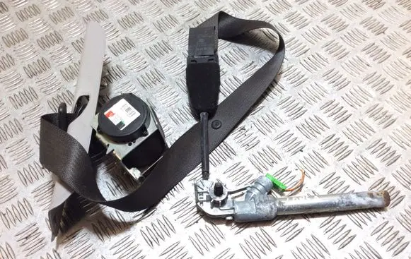Opel Corsa D Front seatbelt 13290236 13288325