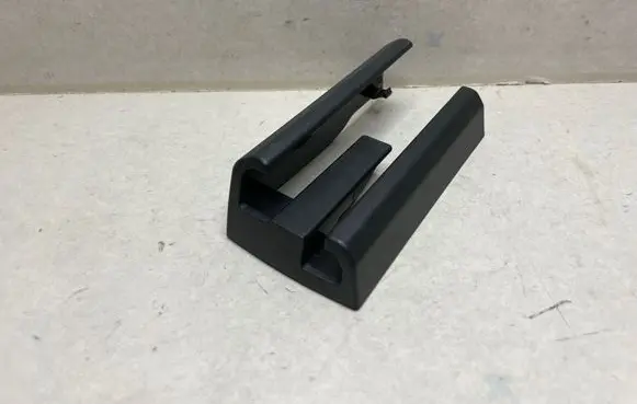 BMW 5 G30 G31 G38 Front driver seat rail trim 7357394
