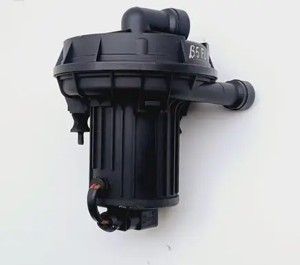Volkswagen PASSAT B5.5 Secondary air pump 06A959253B 3B0906613
