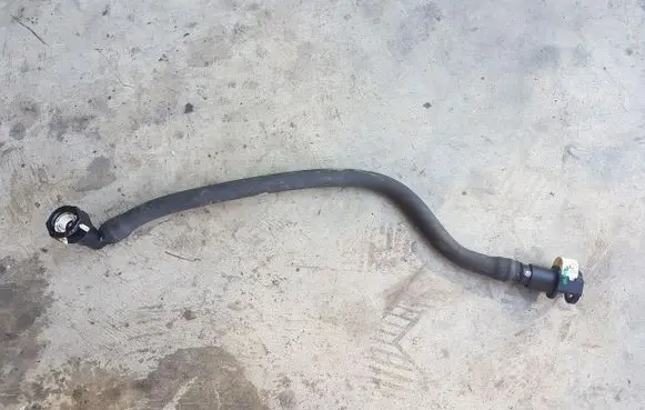 Jaguar X-Type Fuel line pipe 