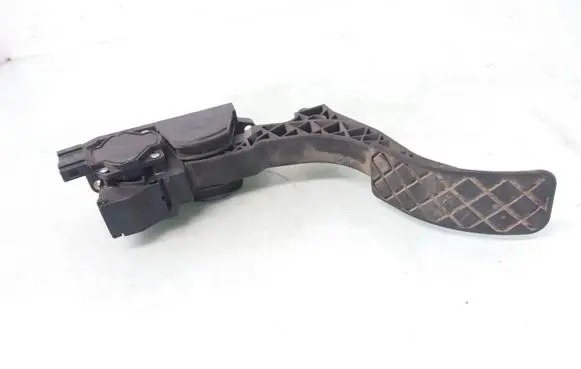 Volkswagen Golf IV Accelerator throttle pedal 1J1721503K 0281002342