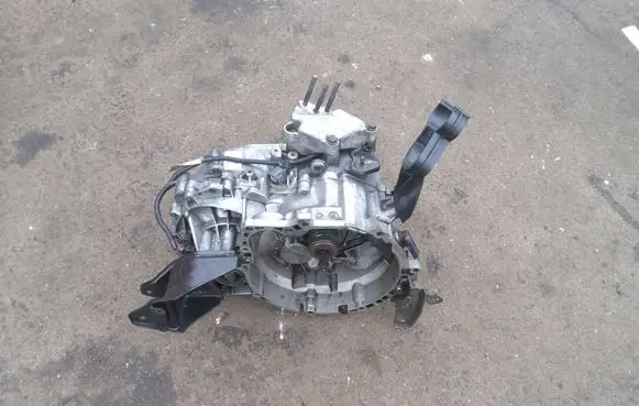 Mitsubishi Space Star Manual 5 speed gearbox 1023825 T103671 PMR916368
